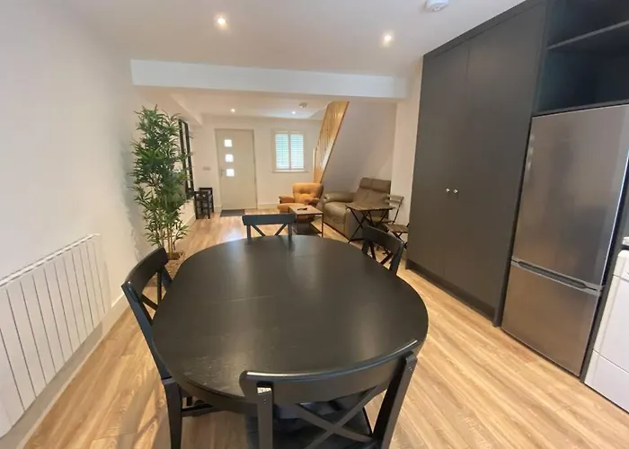 Apt 3 Silver Spruce - Town Free Parking Killarney