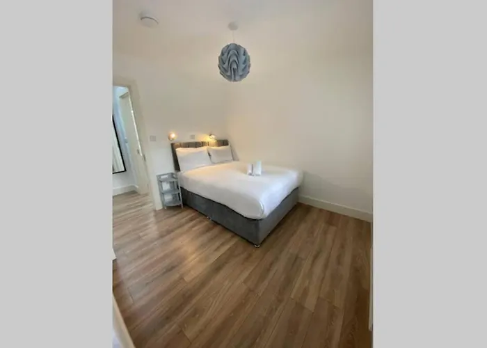 Apartment Apt 3 Silver Spruce - Town Free Parking