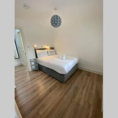 Διαμέρισμα Apt 3 Silver Spruce - Town Free Parking